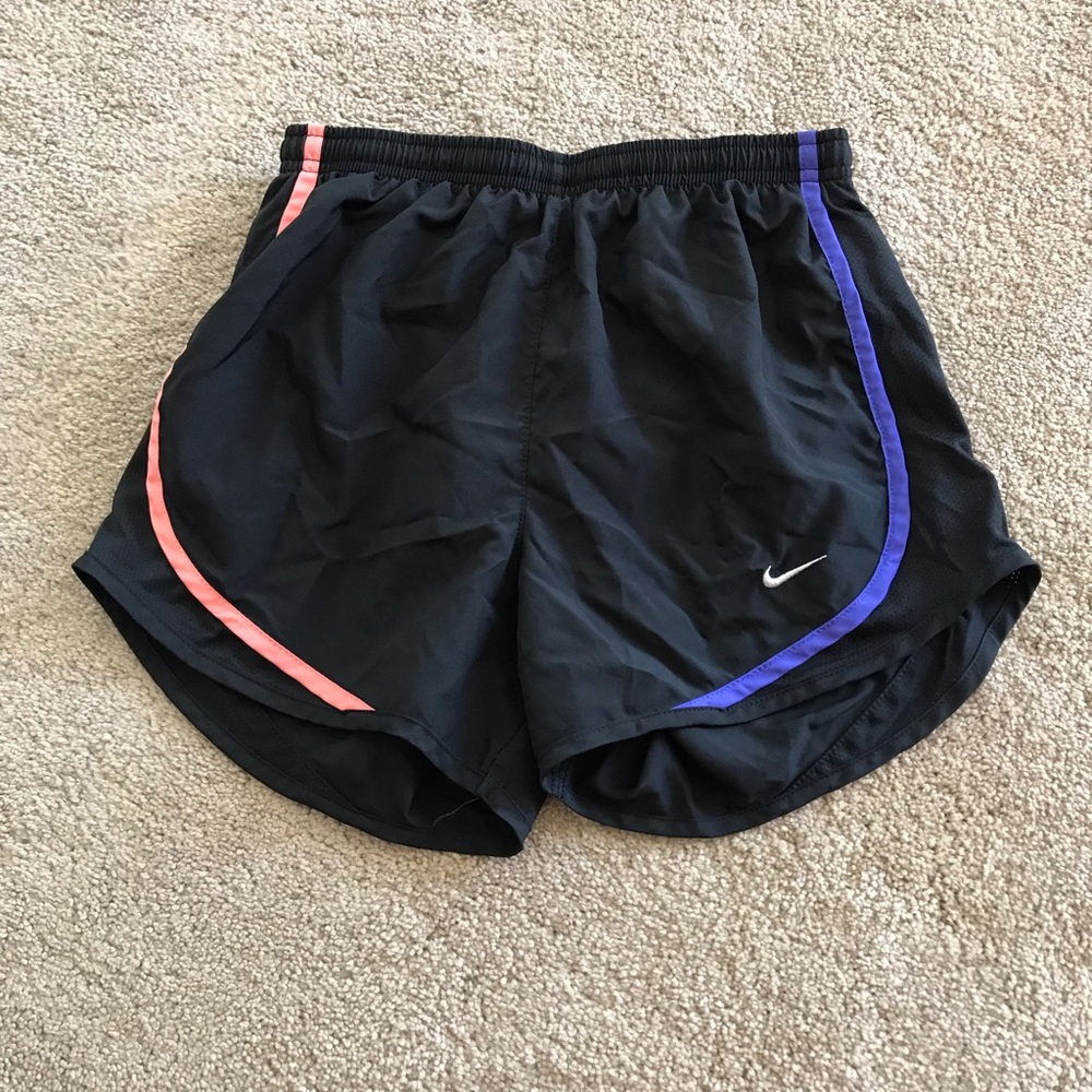 Nike Women’s Tempo Running Shorts Bundle, XS - Picture 7 of 12